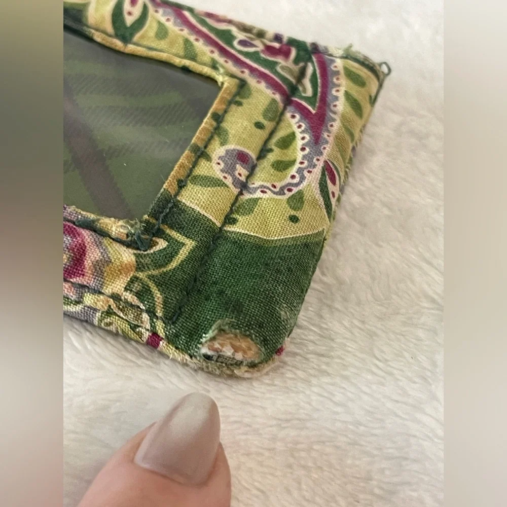 Vera Bradley Retired Rare Chelsea Green Zip Around Wallet card holder